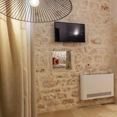 Dimora Valusco بيت ضيافة