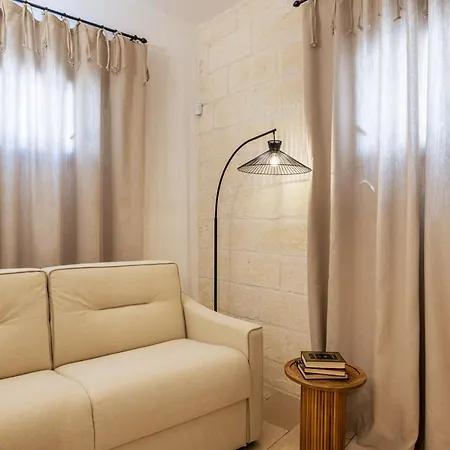 Konukevi Dimora Valusco 3*